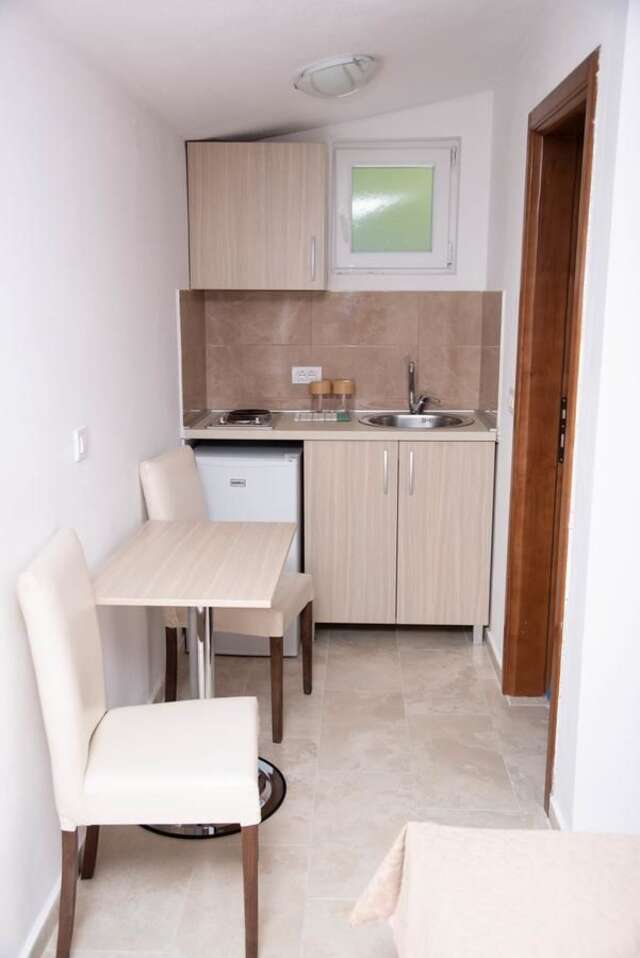 Апартаменты Apartments Nino Вирпазар-19