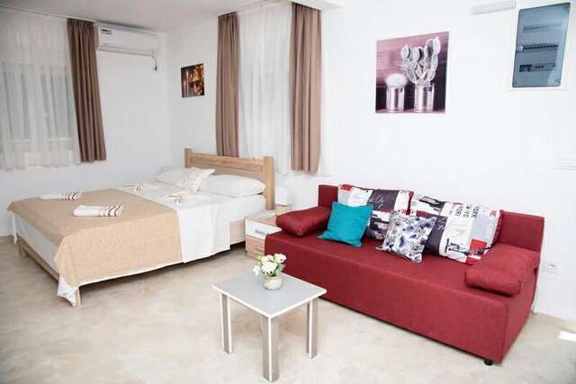 Апартаменты Apartments Nino Вирпазар-9